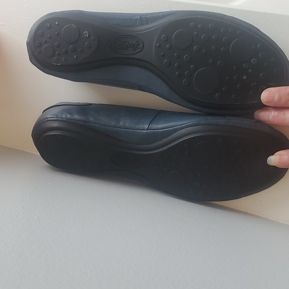 Blue flats, size 6 1/2 - Picture 4 of 6